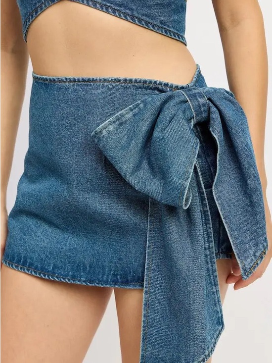 emory park Dresses & Skirts - Emory Park Blue Denim Mini Skirt with Side Bow Wrap